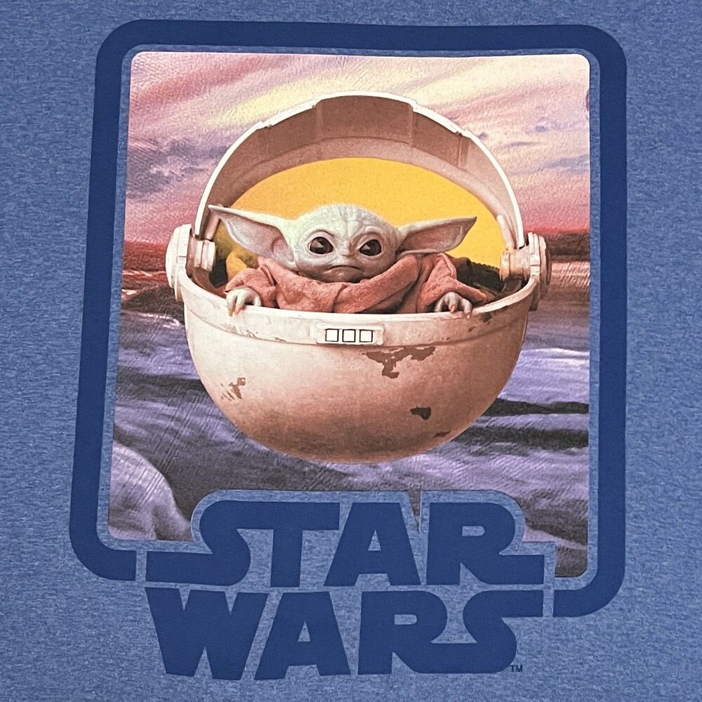 NWT Star Wars Baby Yoda Grogu Size LARGE Tshirt Mandalorian